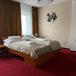 Hotel Evan U Hoffera With Free Parking 3*