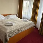 Evan U Hoffera With Free Parking 3*