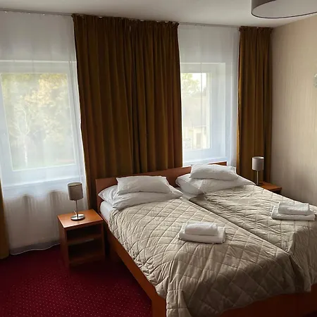 Evan U Hoffera Hotel 3*