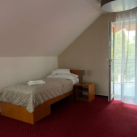 Evan U Hoffera Hotel