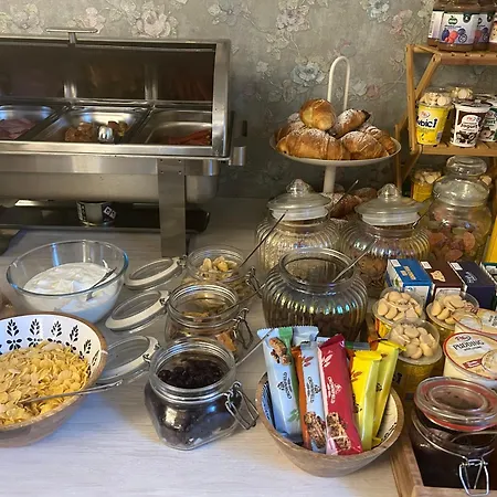 Evan U Hoffera Hotel 3*