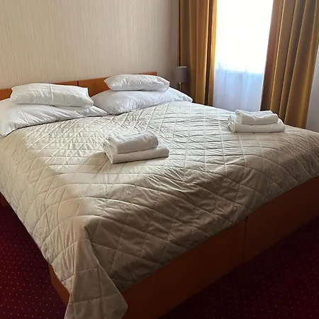 Evan U Hoffera Hotel 3*