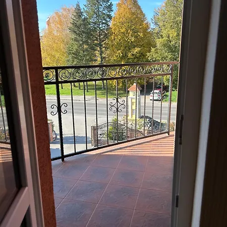 Evan U Hoffera Отель Топольчани