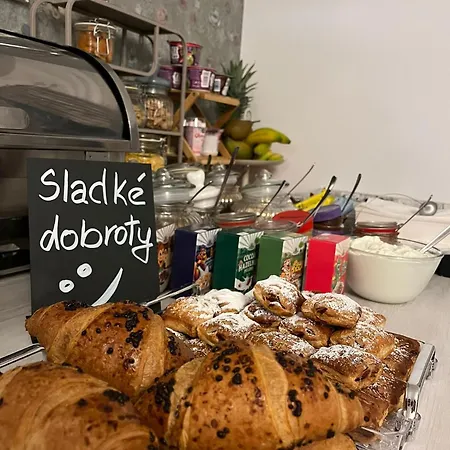 Evan U Hoffera Hotel 3*