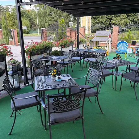 Evan U Hoffera 3* Топольчани