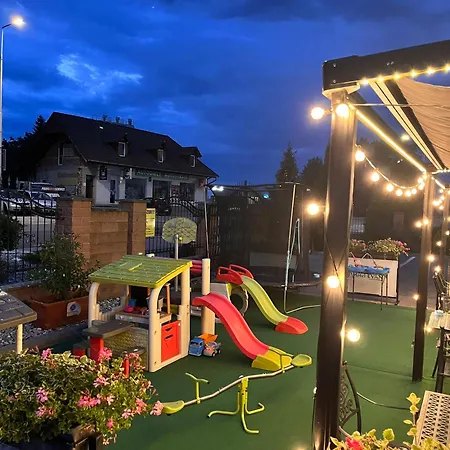 Evan U Hoffera 3* Топольчани