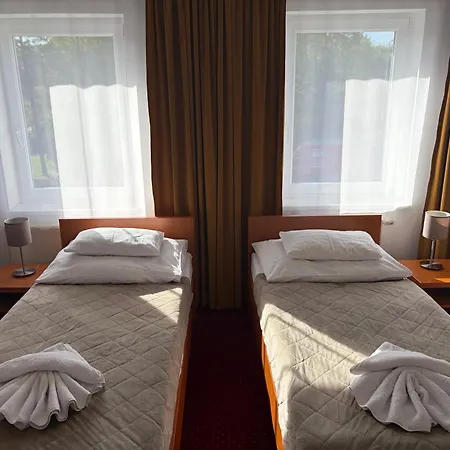 Evan U Hoffera With Free Parking Hotel Topoľčany